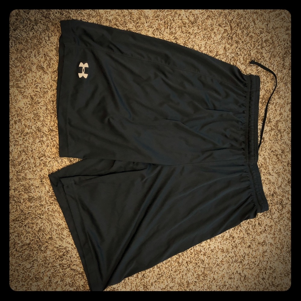 Boys under Armour shirts